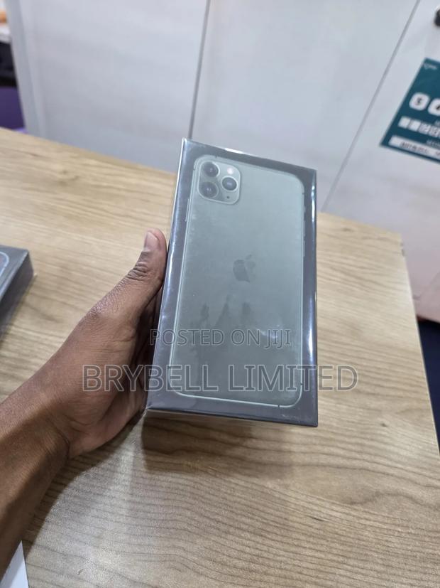 New Apple iPhone 11 Pro Max 256 GB Green - thumbnail 3