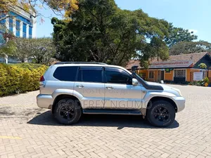 Toyota Land Cruiser Prado 2006 Silver