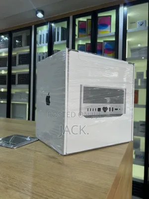 New Desktop Computer Apple Mac Studio 36GB Apple M4 Max SSD 512GB