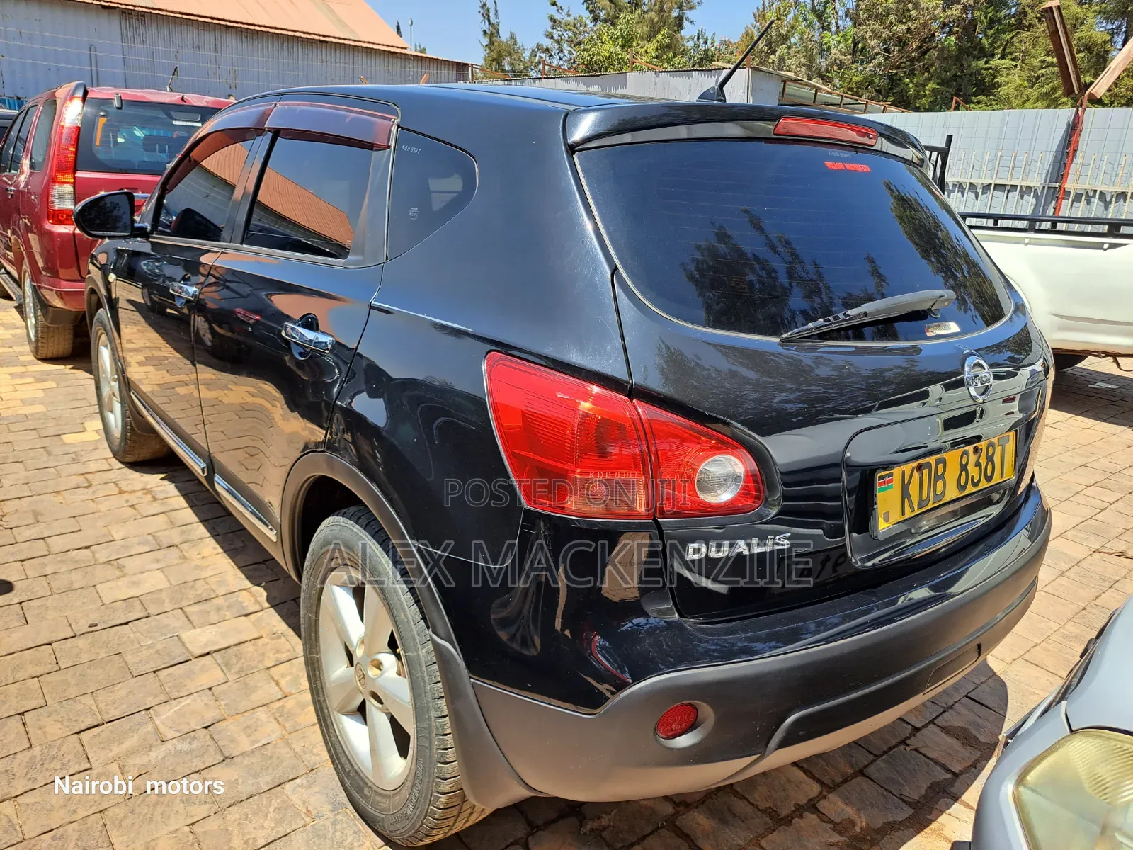 Nissan Dualis 2013 Black