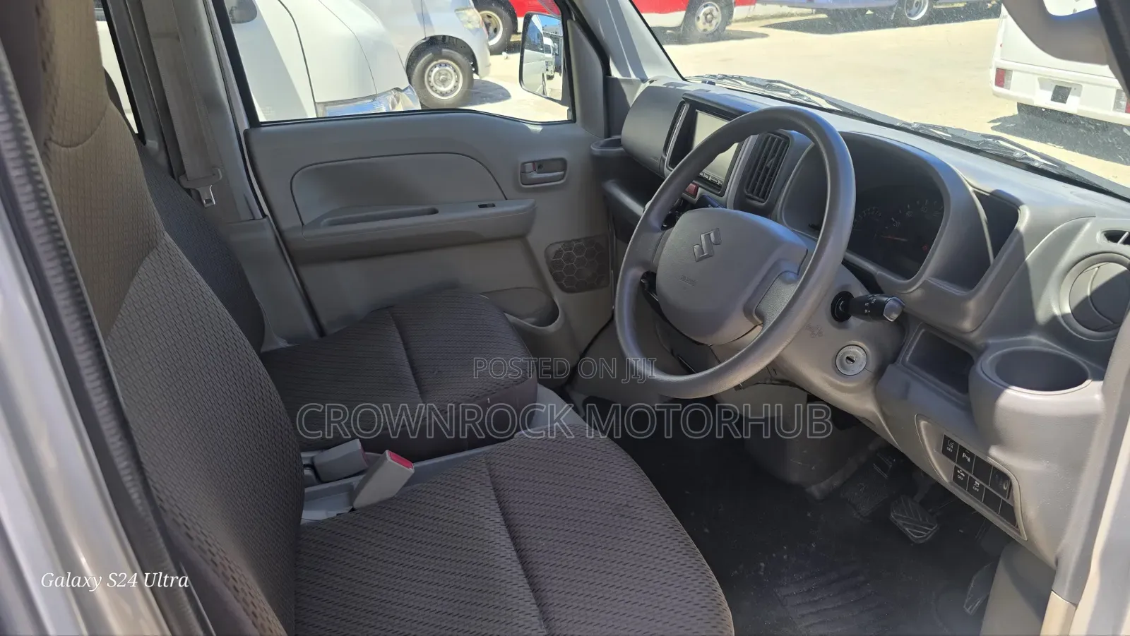 Suzuki EV 2019 Silver