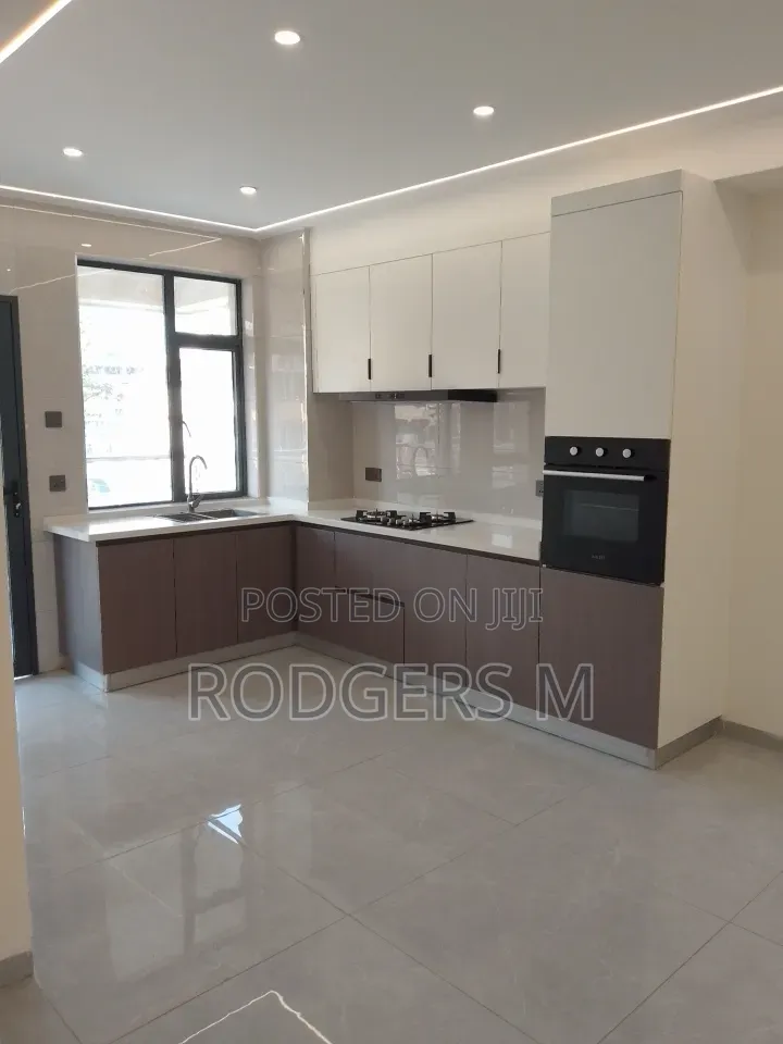 3bdrm Apartment in Riverside Drive for rent