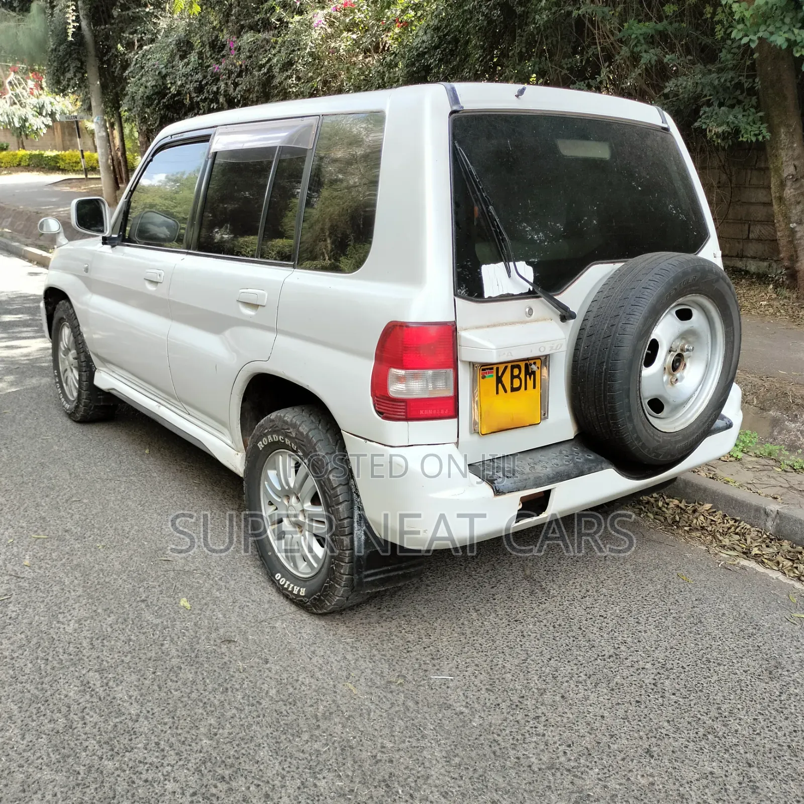 Mitsubishi Pajero IO 2003 White