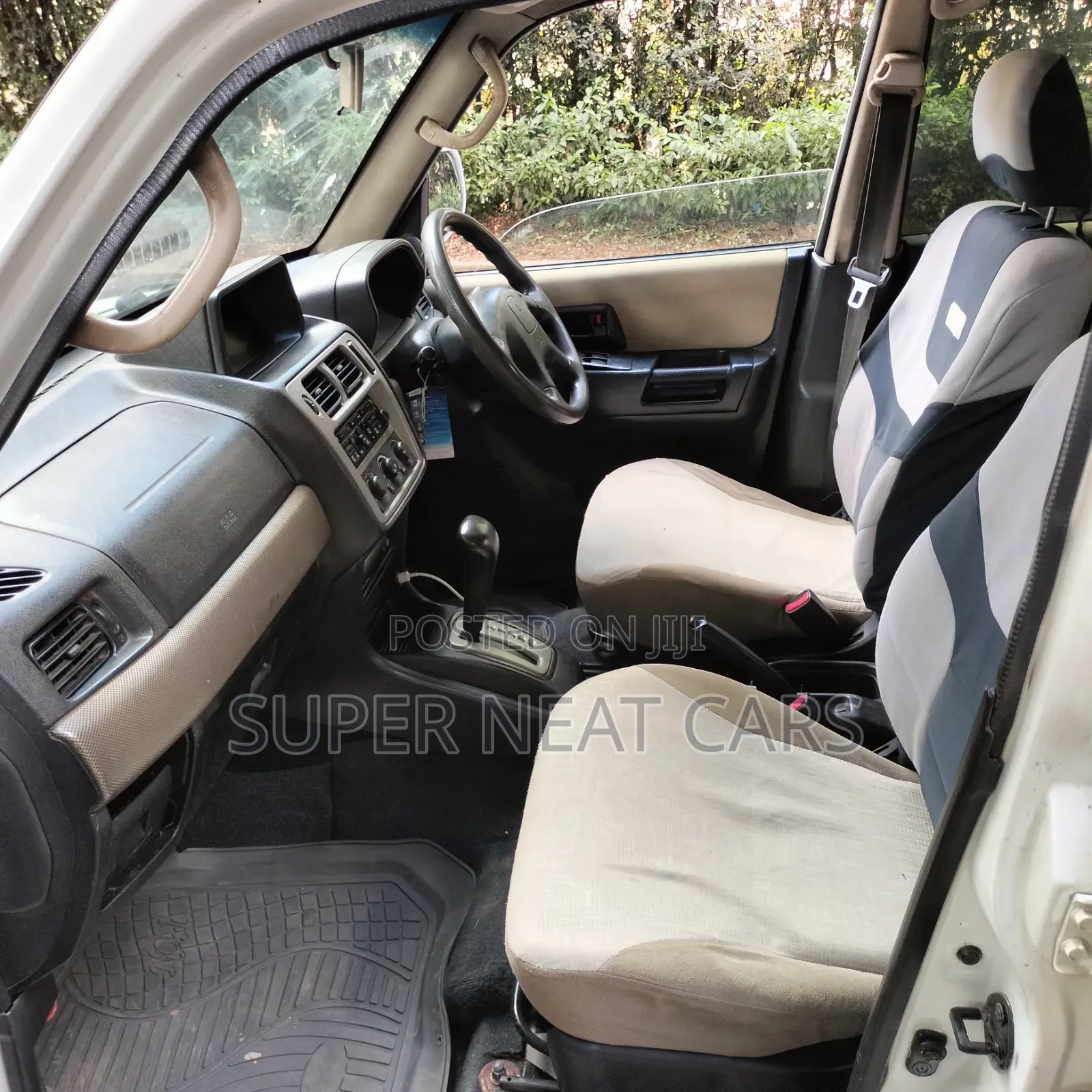Mitsubishi Pajero IO 2003 White