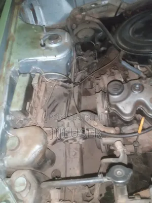 B12 Nissan