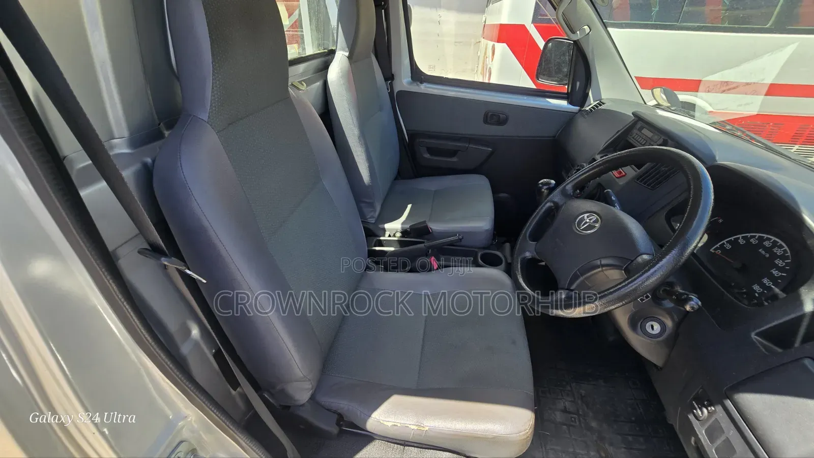 Toyota TownAce 2019 Silver