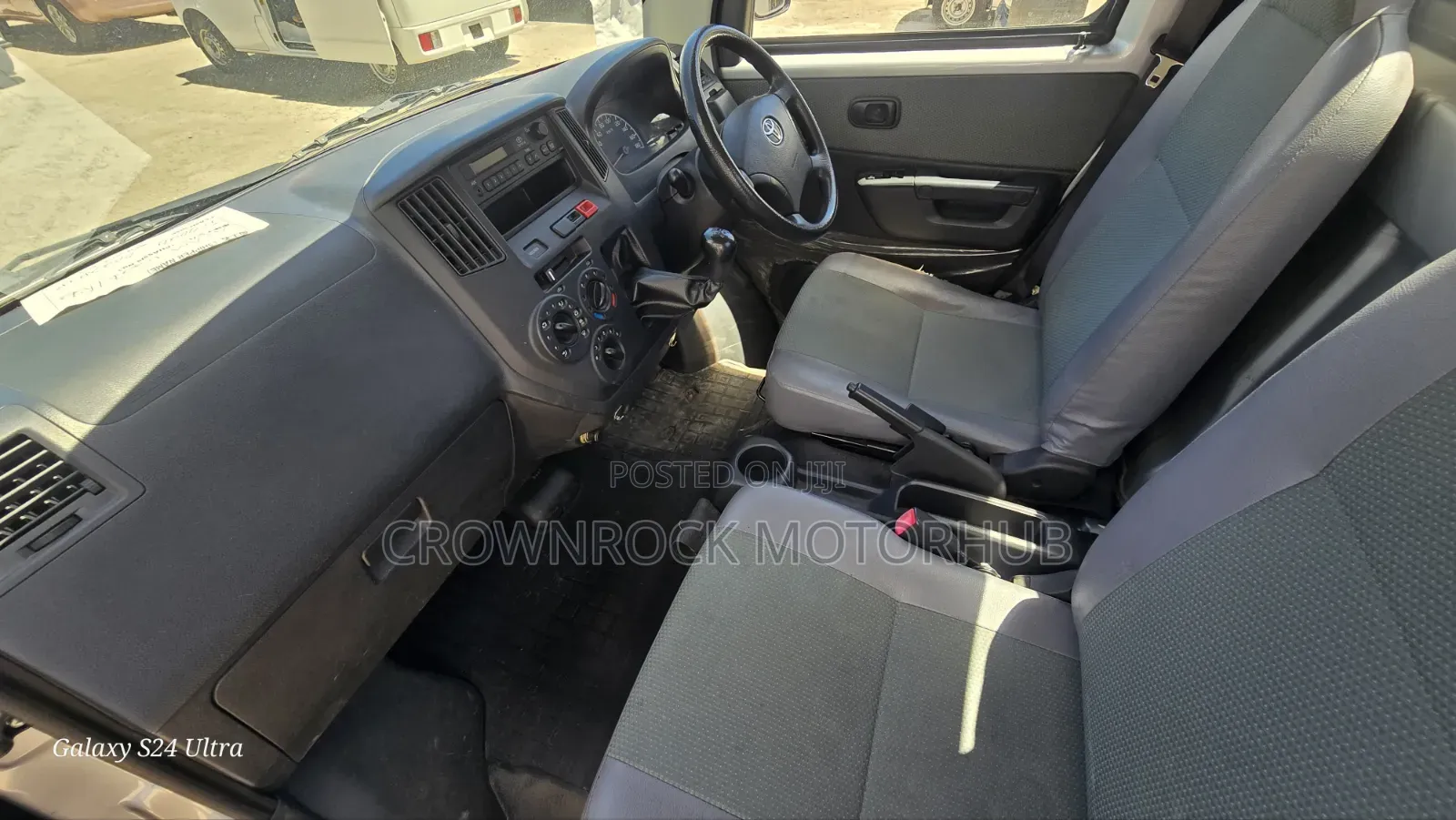 Toyota TownAce 2019 Silver
