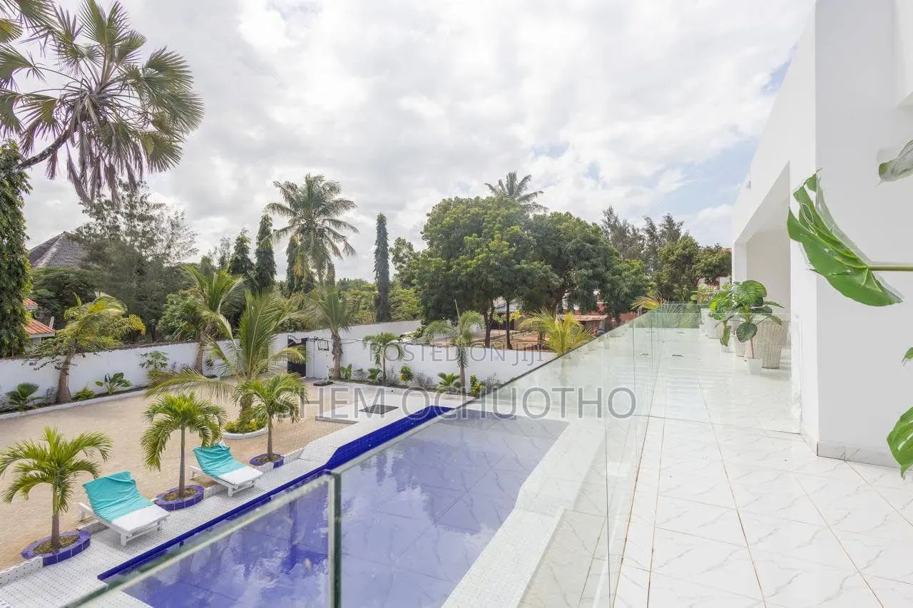 Furnished 4bdrm Mansion in Diani, Ukunda for sale