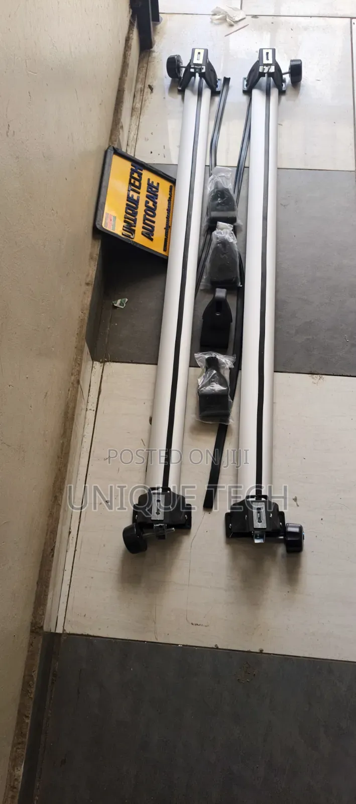 Universal Aluminium Car Roof Crossbar Carrier With Key Lock