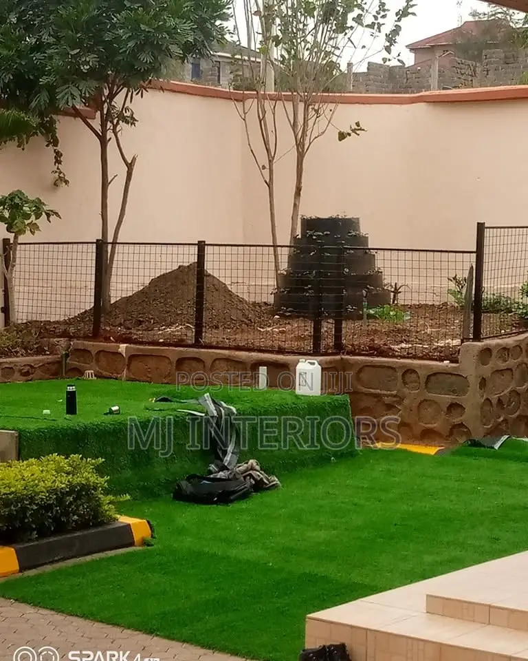 Artificial Grass Carpet for Lawns, Gardens, Offices Events
