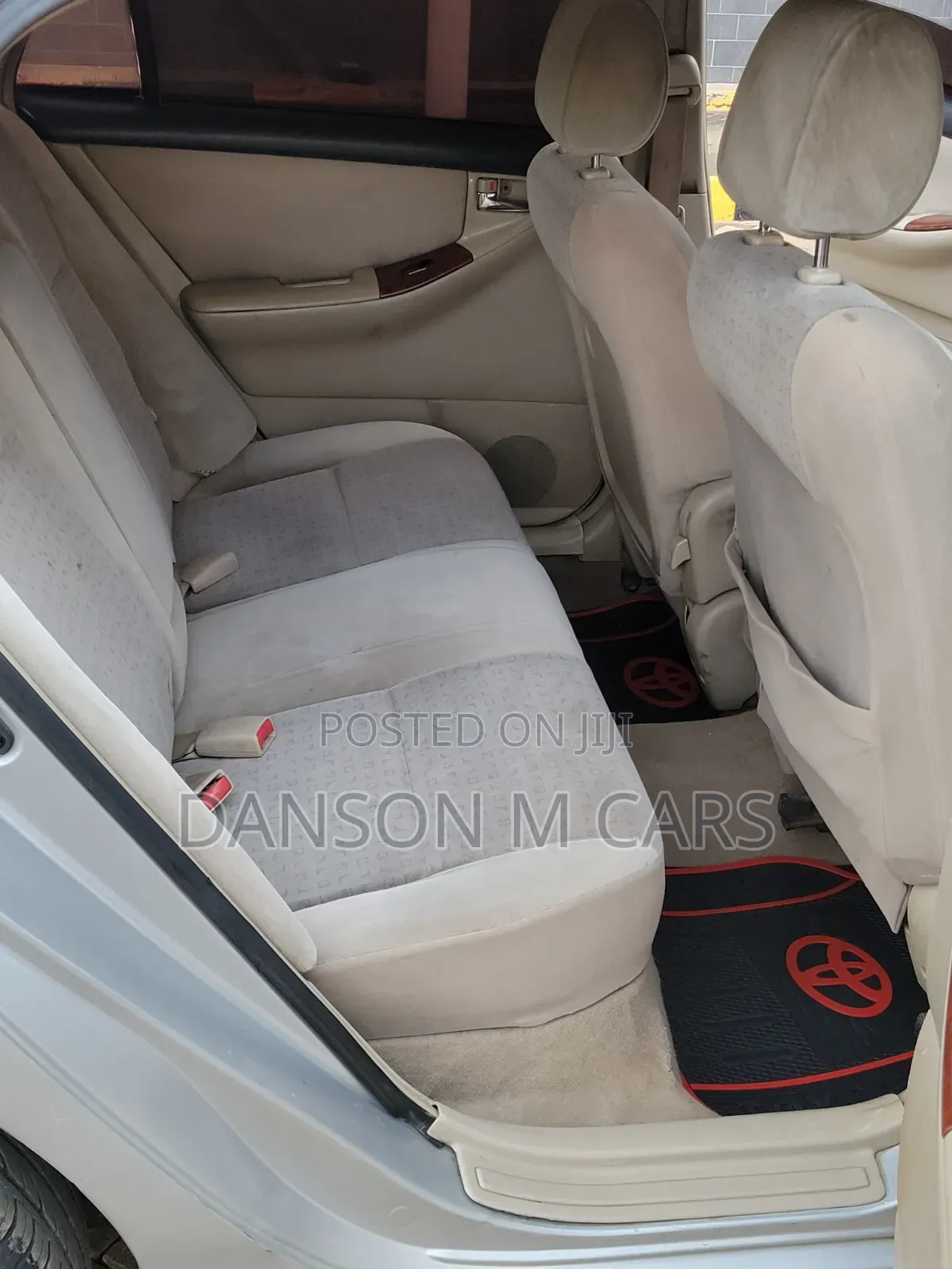 Toyota Corolla RunX 2004 Silver