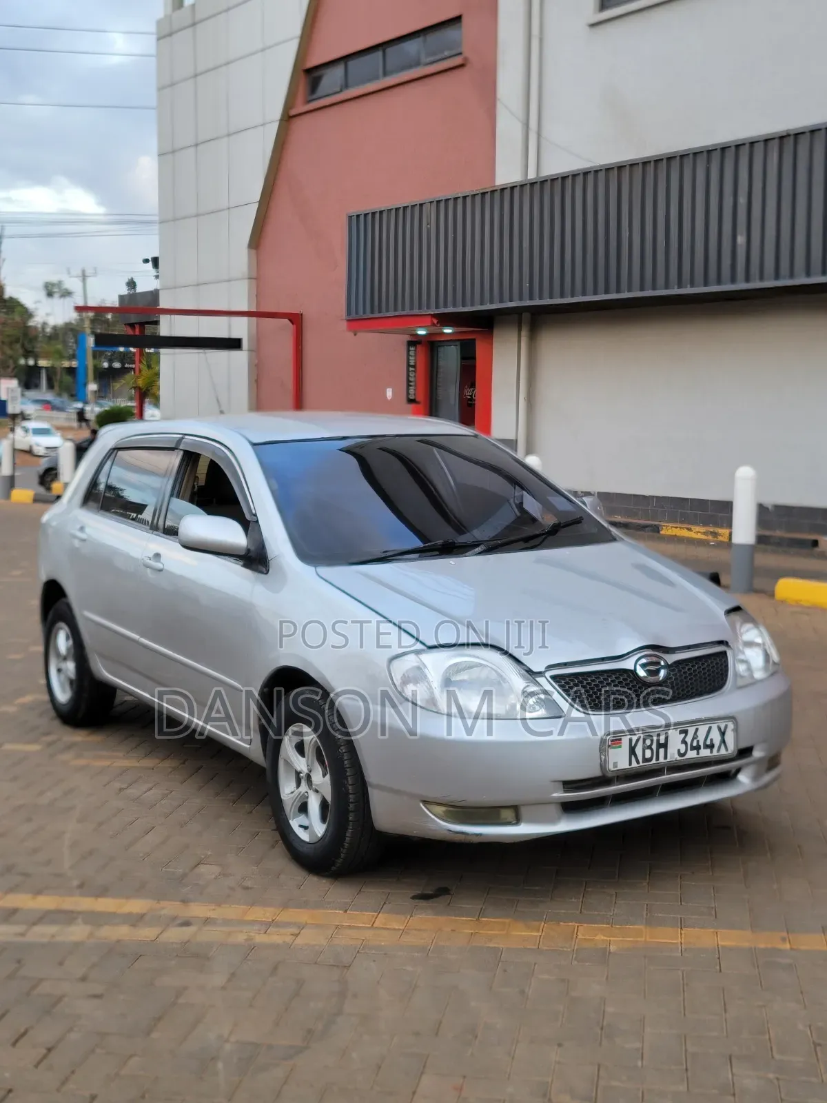 Toyota Corolla RunX 2004 Silver