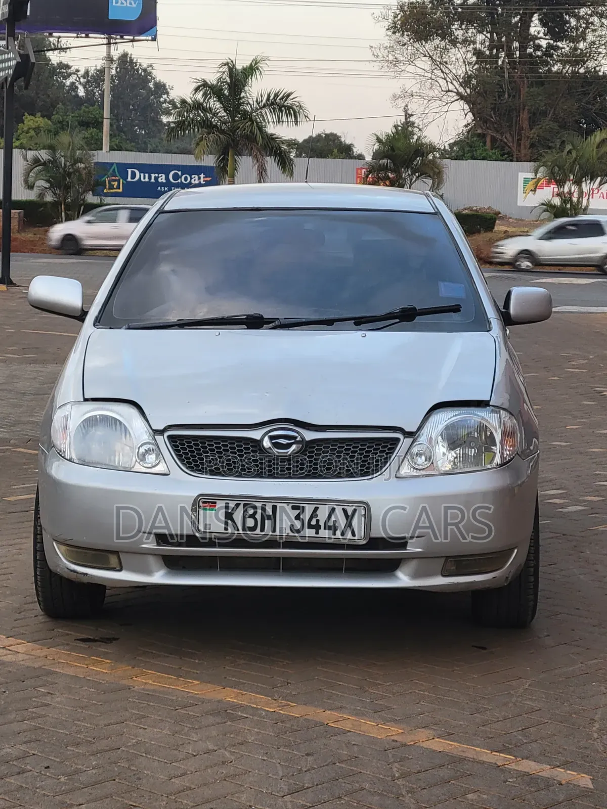 Toyota Corolla RunX 2004 Silver