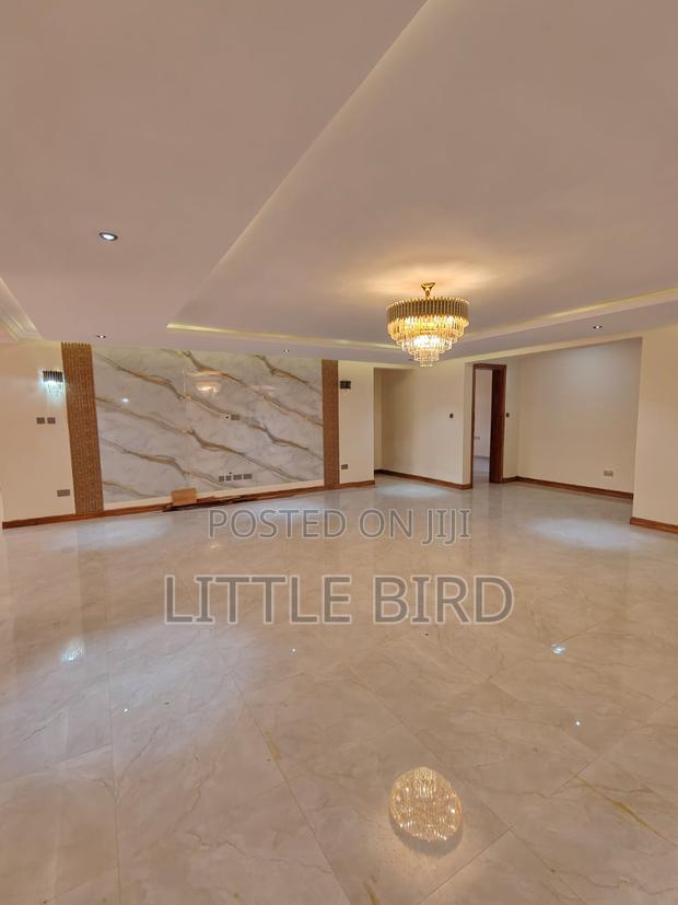 10bdrm Villa in Hardy for sale - thumbnail 8