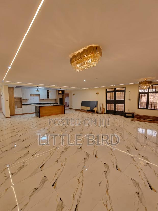 10bdrm Villa in Hardy for sale - thumbnail 9