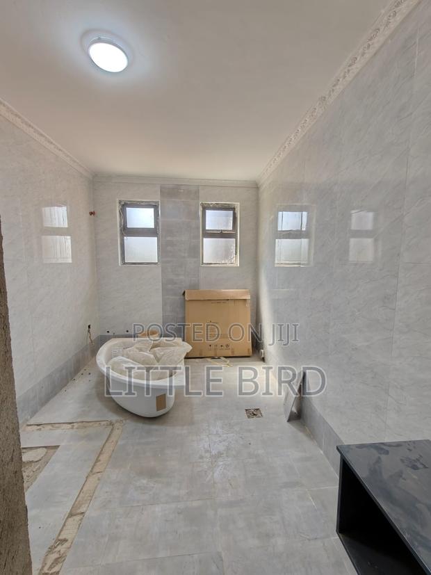 10bdrm Villa in Hardy for sale - thumbnail 11