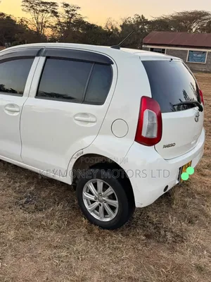 Toyota Passo 2015 White