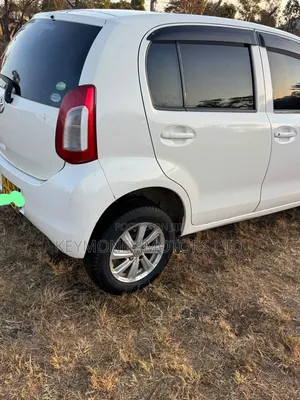 Toyota Passo 2015 White