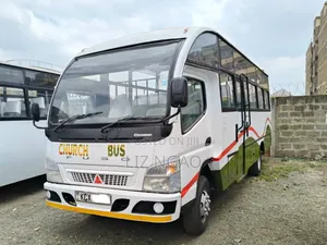 Mitsubishi Fuso Canter 2019 White
