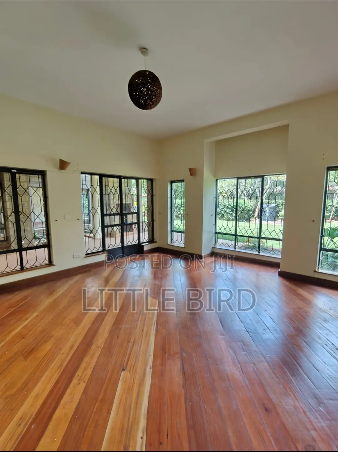 4bdrm Villa in Hardy for sale
