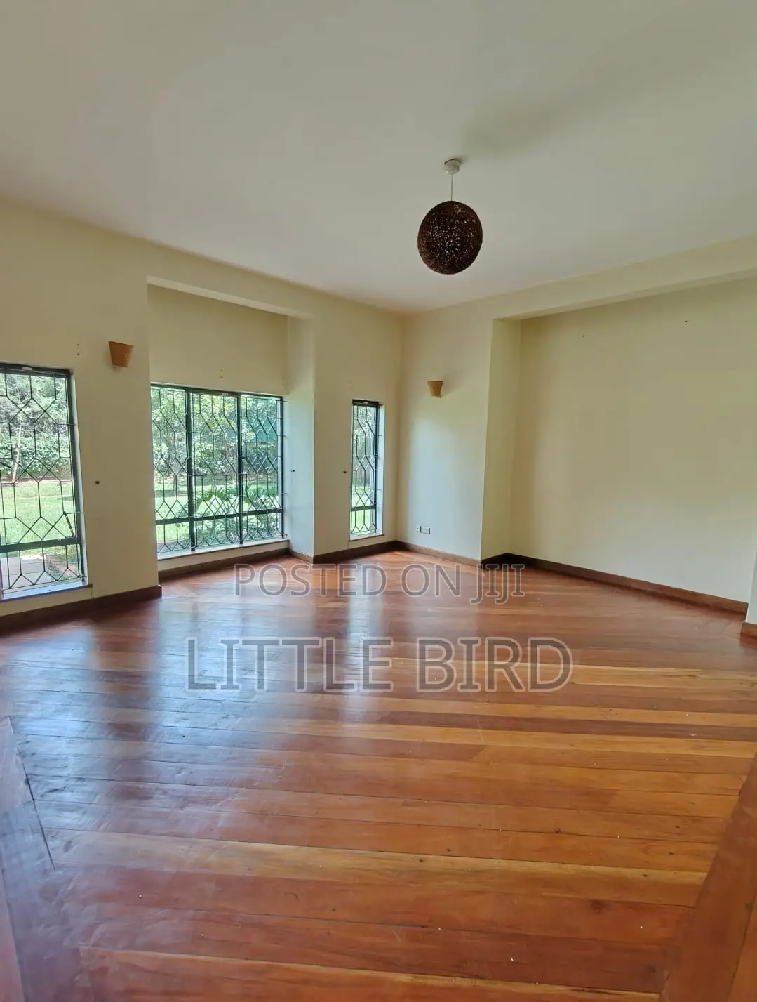 4bdrm Villa in Hardy for sale