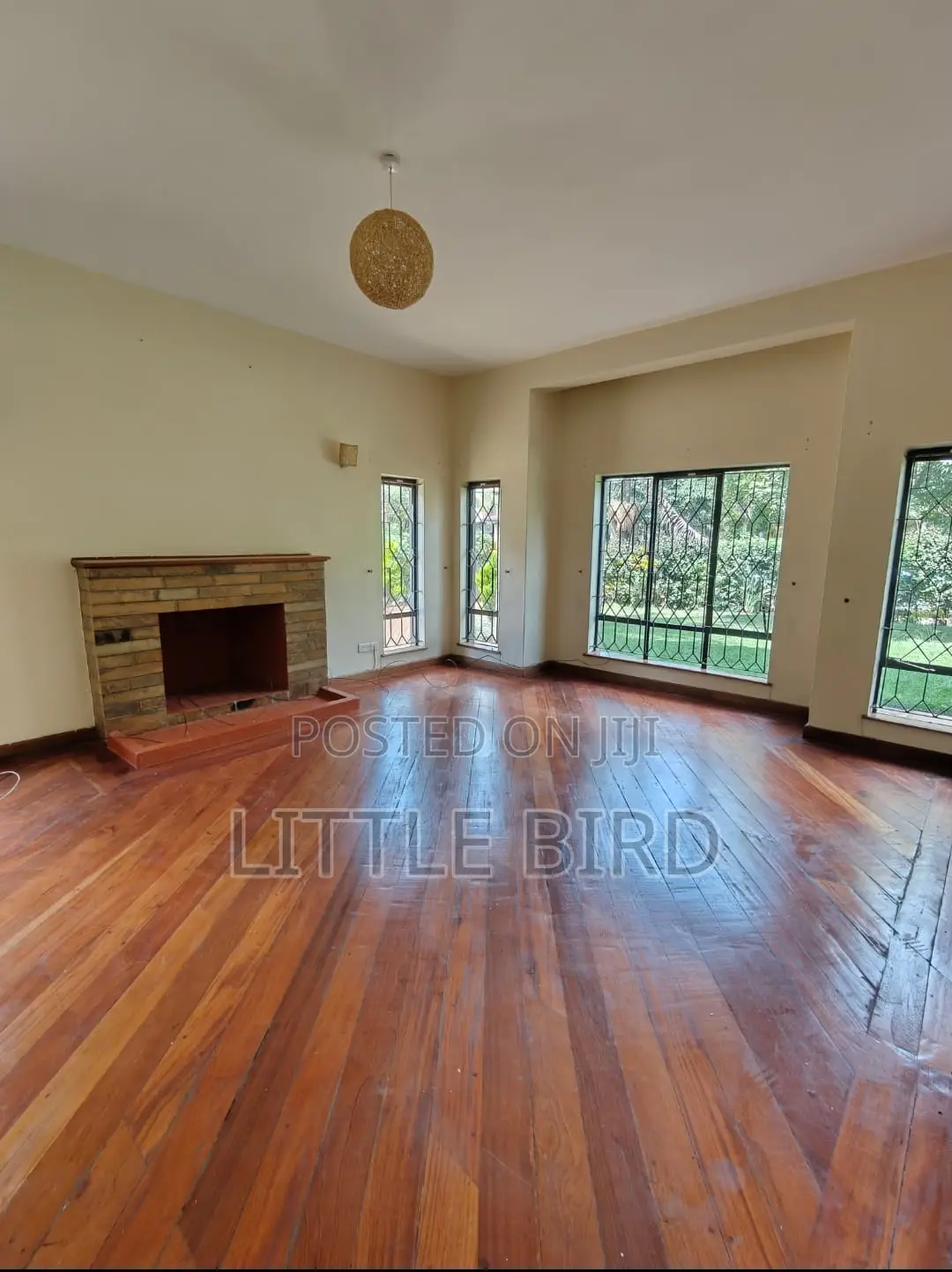 4bdrm Villa in Hardy for sale