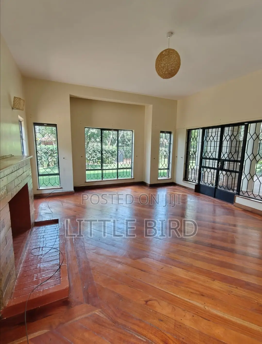4bdrm Villa in Hardy for sale
