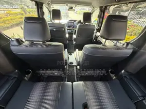 7-Seater Chauffeur-Driven Car Hire | Executive Corporate Rides