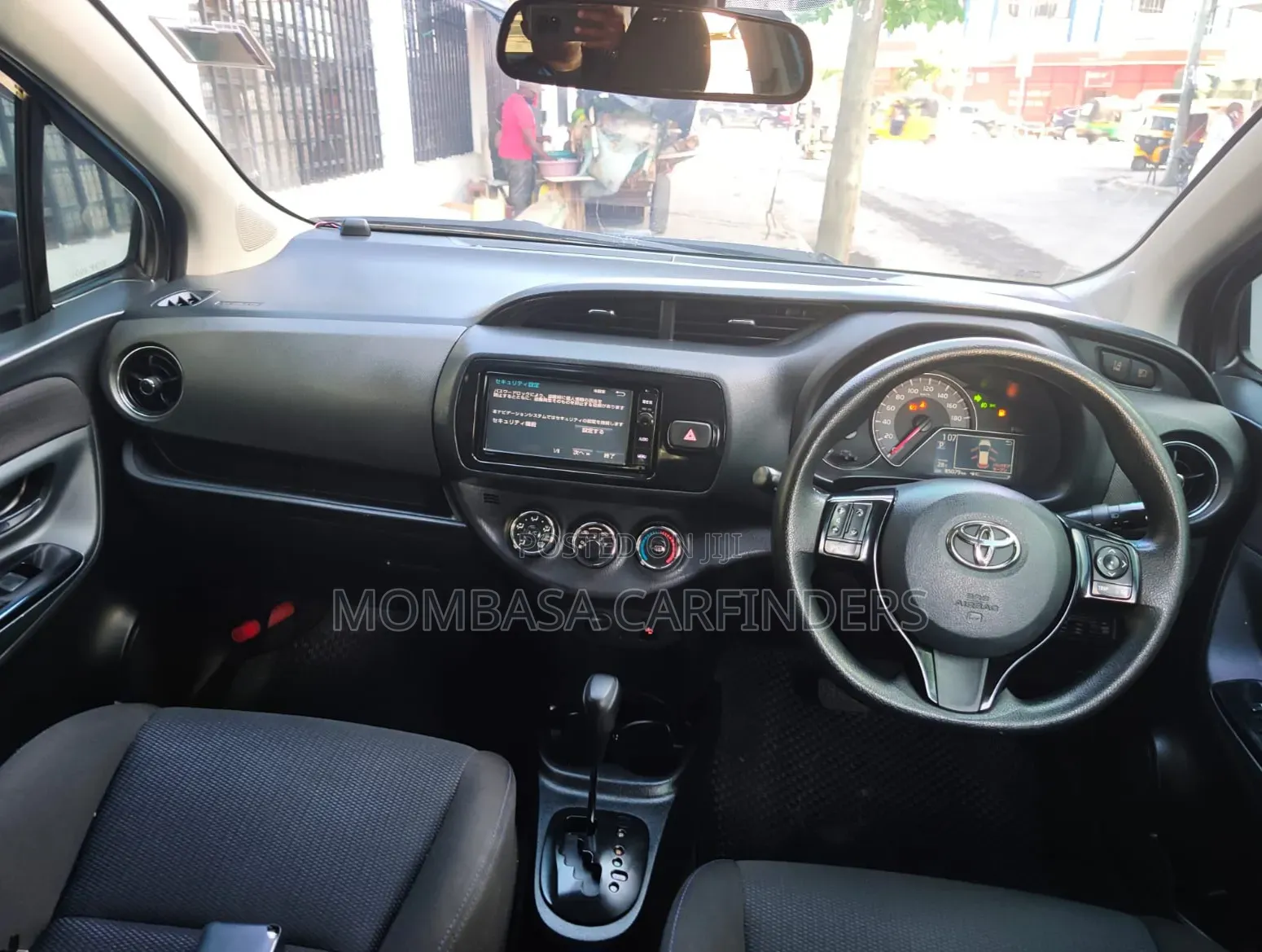 Toyota Vitz 2016 Blue