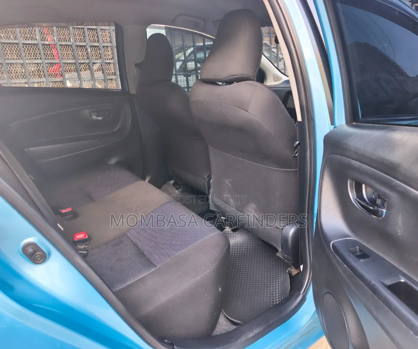 Toyota Vitz 2016 Blue
