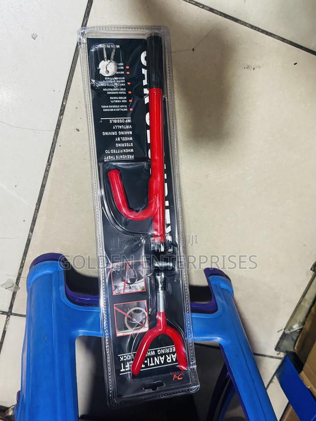 Universal Steering Wheel Security Lock – Theft Protection Device