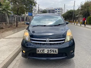 Toyota ISIS 2008 Blue