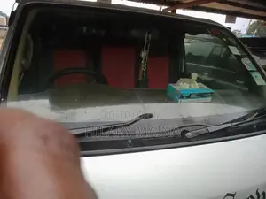 Toyota HiAce 2007 Silver