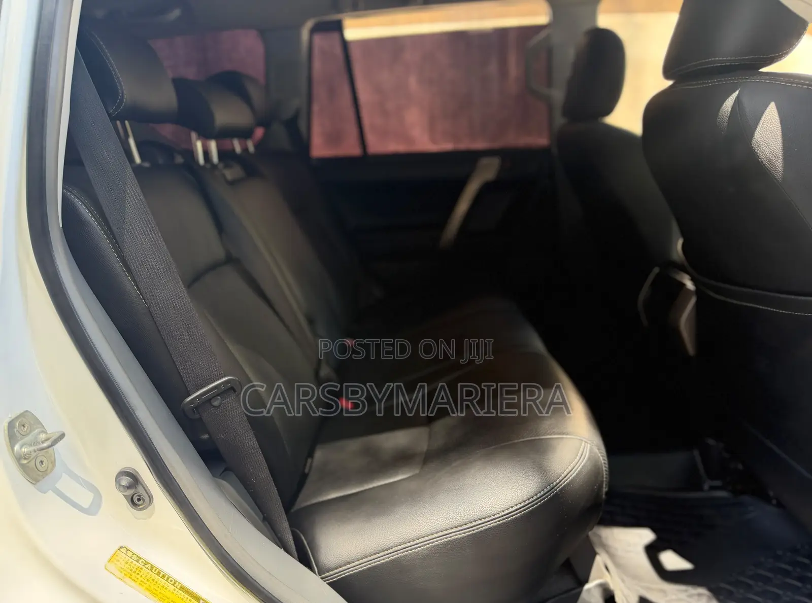 Toyota Land Cruiser Prado 2.7 i 2011 White