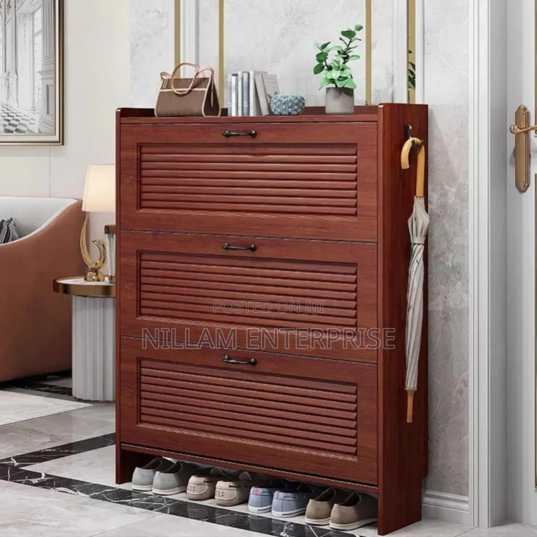 Large Capacity Storage Locker Shoe Rack,