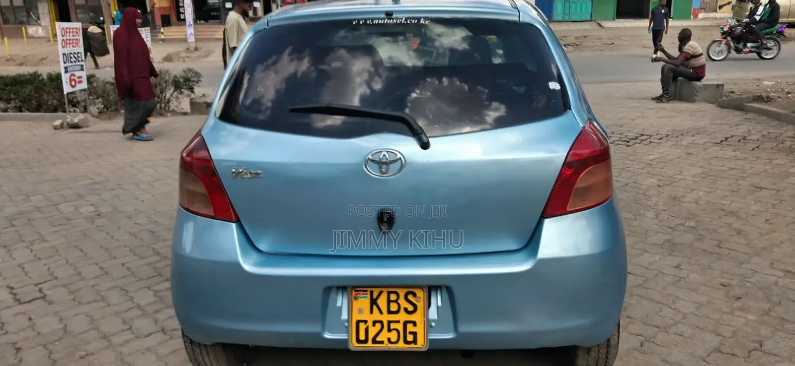 Toyota Vitz 2006 Blue