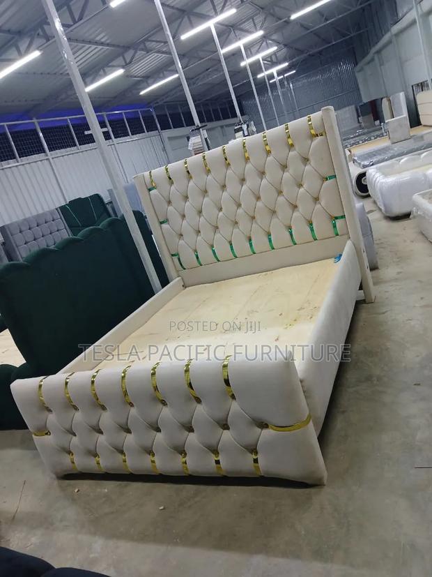 5by6 Chester Bed at 28,000 Offer Free Delivery Within the Country