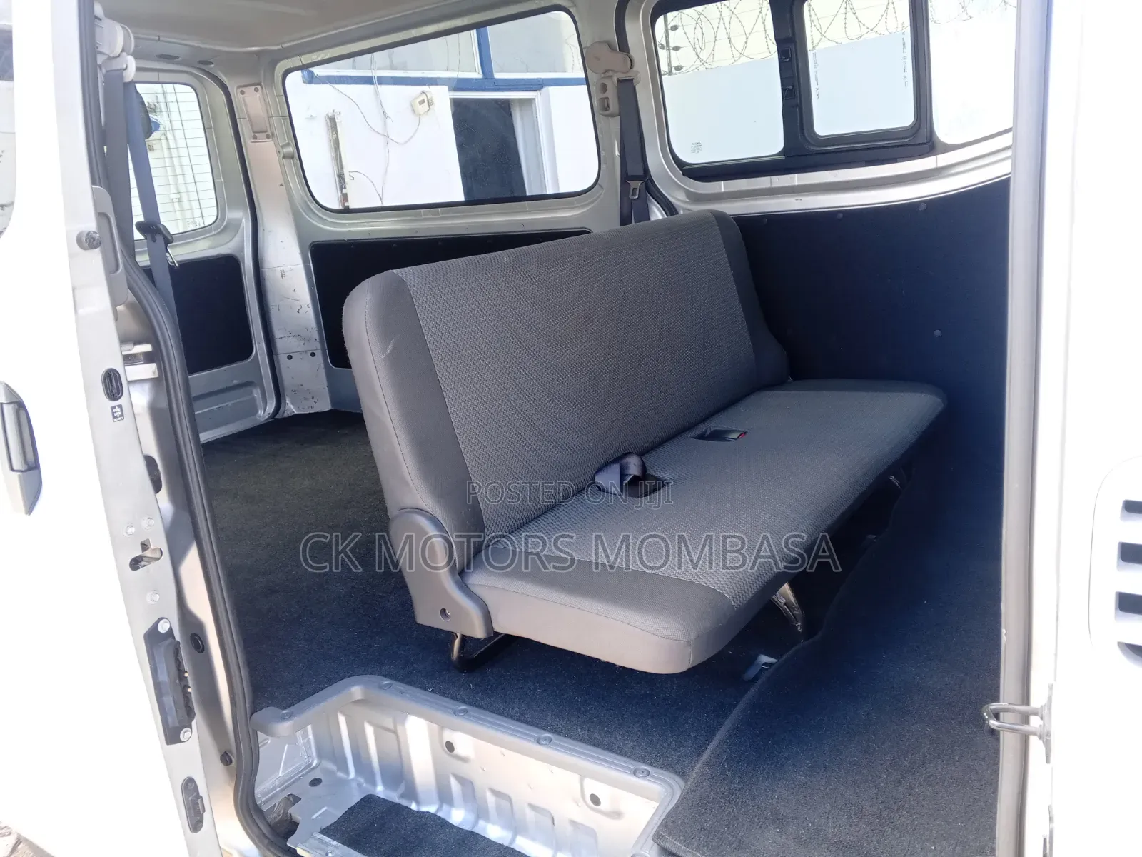 Nissan Caravan (Urvan) 2019 White