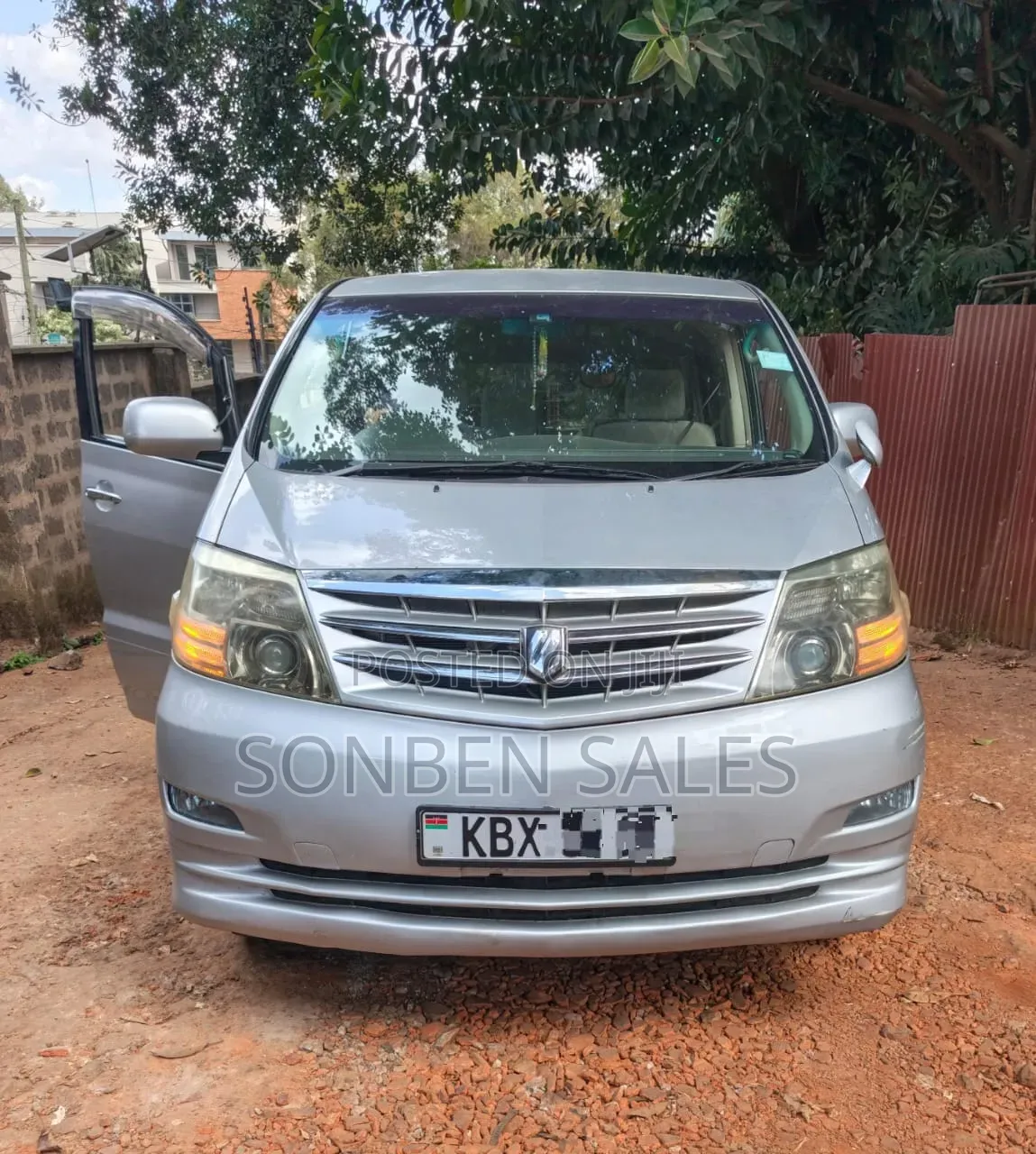 Toyota Alphard 2007 Silver