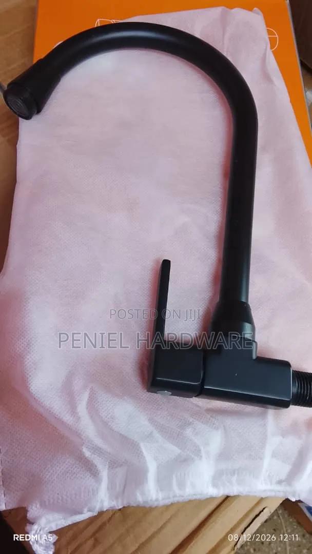 Wall Tap Black