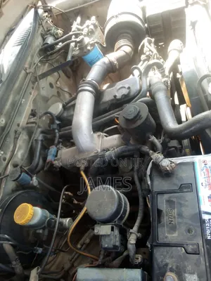 Nissan Caravan (Urvan) 2013 Grey