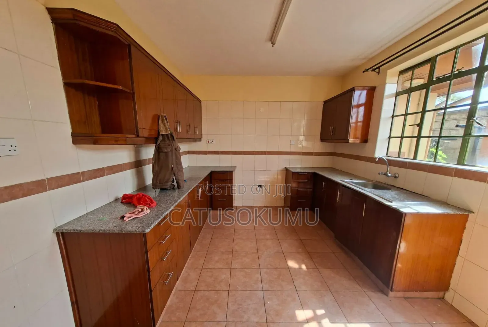 3bdrm Maisonette in Syokimau, Gateway Mall Area for rent