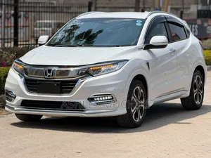 Honda Vezel 2019 White