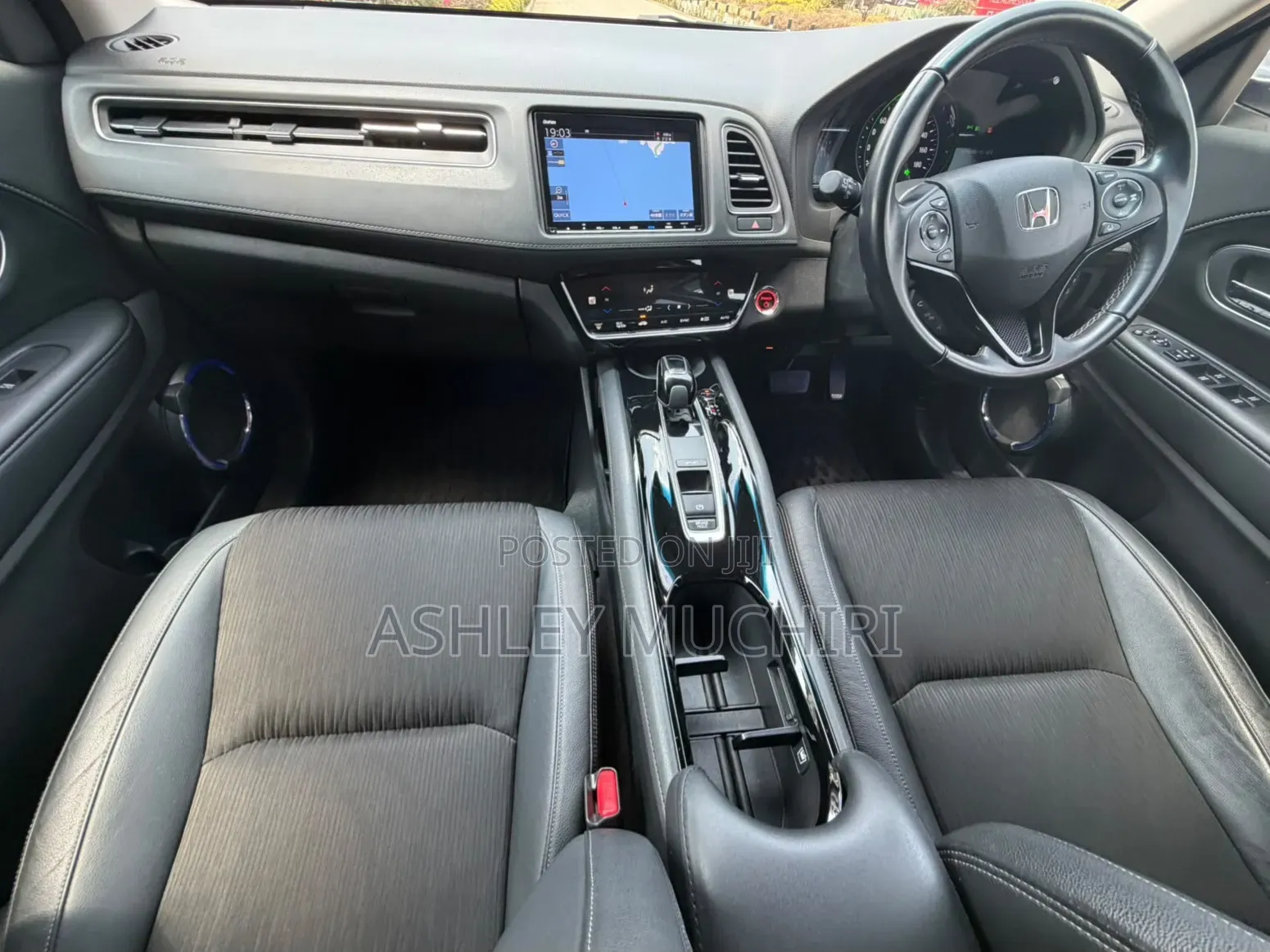 Honda Vezel 2019 White