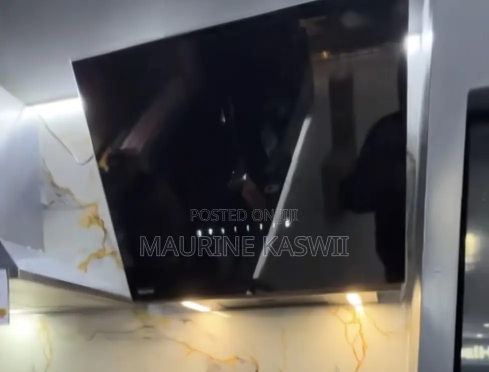 Hisense 60cm Vertical Cooker Hood Black Glass WiF