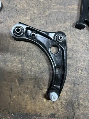 Nissan Note Arms