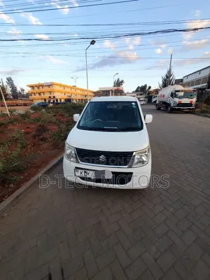 Suzuki Wagon 2015 White