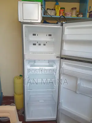 LG Fridge 225l
