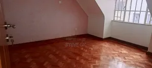 4bdrm Penthouse in Mwafa Court, Hurlingham for rent