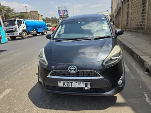 Toyota Sienta 2018 Black